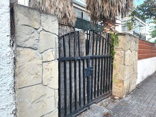 Pis  Carrer d'aragó. Castelldefels (barcelona). sin posesión “ocupado” (no se puede v