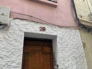 Pis  Carrer de l'era del firmat. Manresa (barcelona). sin posesión “ocupado” (no se puede visitar