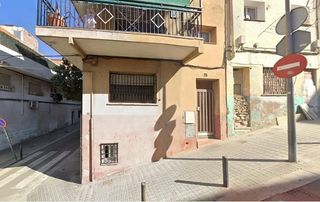 Local Comercial  Carrer de mozart. Barcelona (barcelona). sin posesión “ocupado” (no se puede visit