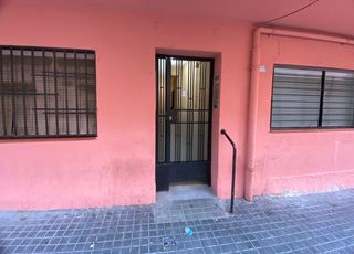 Etagenwohnung  Carrer de núria. Premià de mar (barcelona). sin posesión “ocupado” (no se puede v