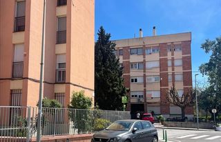 Flat  Carrer de monturiol. Rubí (barcelona). sin posesión “ocupado” (no se puede visitar ni
