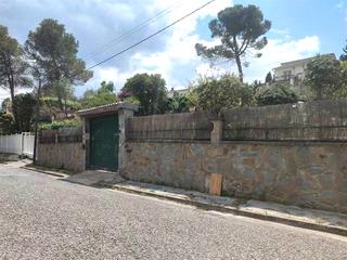 Xalet  Carrer del mas enric. Castellbell i el vilar (barcelona). "okupado" (no se puede visit