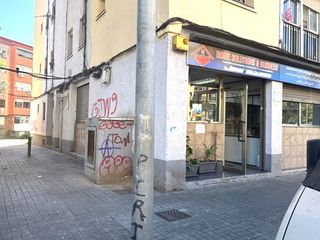Pis  Avinguda del marquès de mont-roig. Badalona (barcelona). sin posesión “ocupado” (no se puede visita