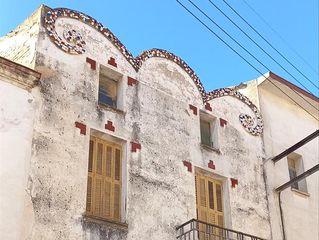 Casa  Carrer de mossen cinto verdaguer. Sant llorenç d'hortons (barcelona). sin posesión “ocupado” (no s