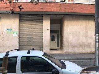 Parking voiture  Carrer del canonge doctor auguet. Viladecans (barcelona). sin posesión “ocupado” (no se puede visi