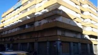 Etagenwohnung  Carrer d'àngel guimerà. Salt (gerona). "okupado" (no se puede visitar ni hipotecar).