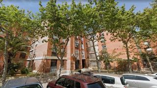 Etagenwohnung  Carrer d'alfons xii. Badalona (barcelona). "okupado" (no se puede visitar ni hipoteca