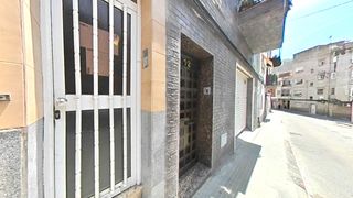 Flat  Carrer d osca. Terrassa (barcelona). sin posesión “ocupado” (no se puede visita