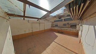 Casa adossada  Carrer pont. Canovelles (barcelona). sin posesión “ocupado” (no se puede visi