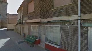 Flat  Carrer d'aragó. Cardedeu (barcelona). sin posesión “ocupado” (no se puede visita