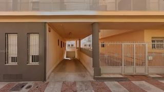 Etagenwohnung  Calle los olivos. Roquetas de mar (almería). sin posesión “ocupado” (no se puede v