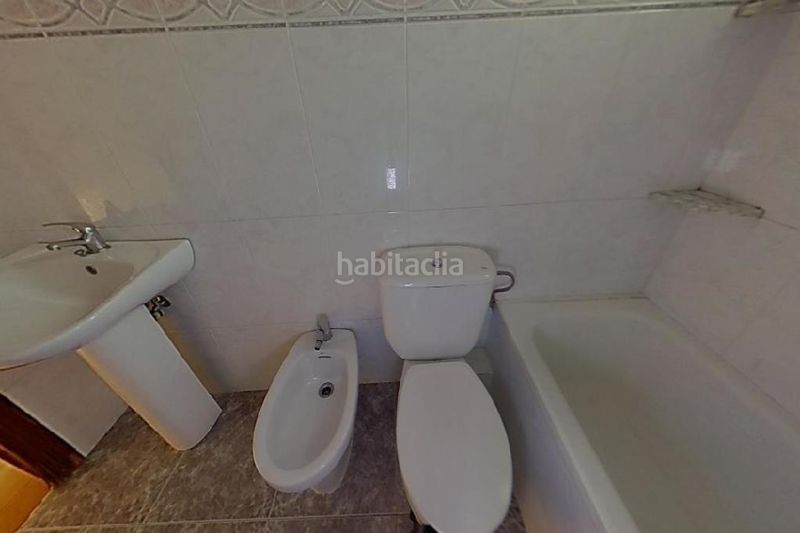 Foto 0f12f158-d825-4081-be90-21079d412cf8. Pis a Can Vidalet Esplugues de Llobregat