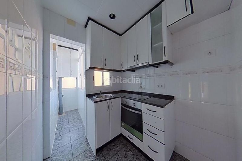 Foto c42ad7fe-7c92-4b9a-8e5c-68e3f749f6b8. Pis a Can Vidalet Esplugues de Llobregat