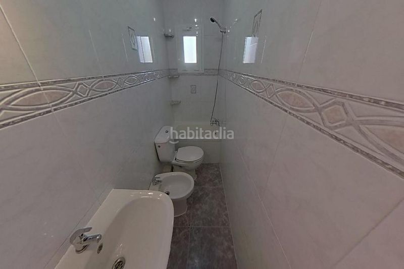 Foto eaee44bc-7689-456c-a040-370eced7ce22. Pis a Can Vidalet Esplugues de Llobregat
