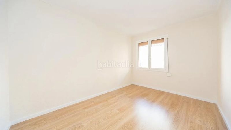 Foto 5cccf4f1-f3de-4dd1-8dda-b27bd09e5566. Pis a Sant Martí de Provençals Barcelona
