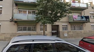 Flat  Carrer de sant crispí. Terrassa (barcelona). sin posesión (no se puede visitar ni hipot