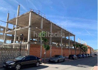 Foto ce729aaa-01ac-4094-962b-5bc2a3ffe4d4. Edificio in Tielmes