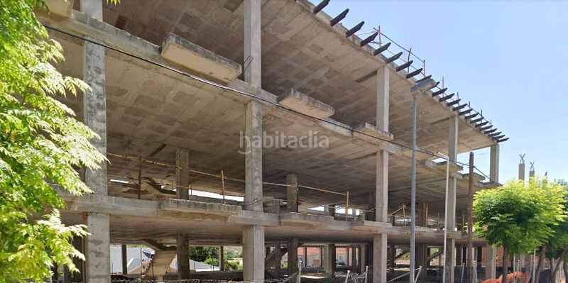 Foto ffefc9fe-e7a0-4cd1-a2cf-2d1138c86054. Edificio in Tielmes