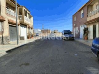 Foto bf26b03c-620c-42ce-86d0-8bd169121f10. Casa a Las Cabañuelas Vícar