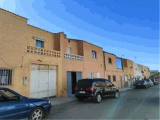 Casa  Calle reyes católicos. Vícar (almería). "okupado" (no se puede visitar ni hipotecar).