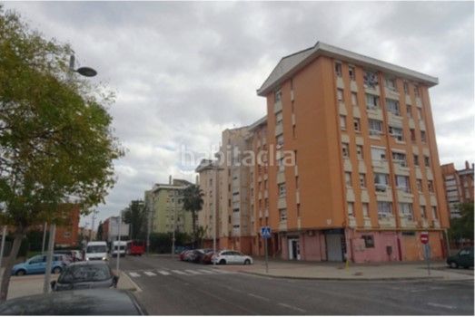 Foto 3273f8ac-9a6c-467c-94b6-bf2c37193fbe. Pis a Campclar Tarragona