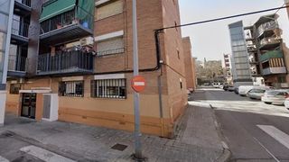 Pis  Carrer d'archidona. Sabadell (barcelona). en rentabilidad (se vende alquilado, no se