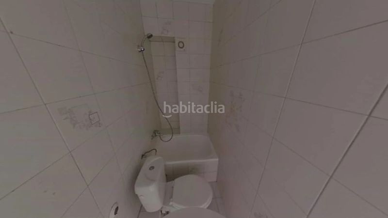 Foto b03a7e15-27a7-4db1-8b99-eeb17cf73562. Pis a Martorell