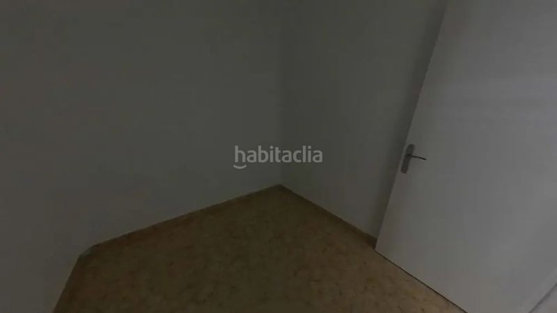 Foto 3ca96808-d034-40db-8b7d-99948e6e75d2. Pis a Raval Barcelona