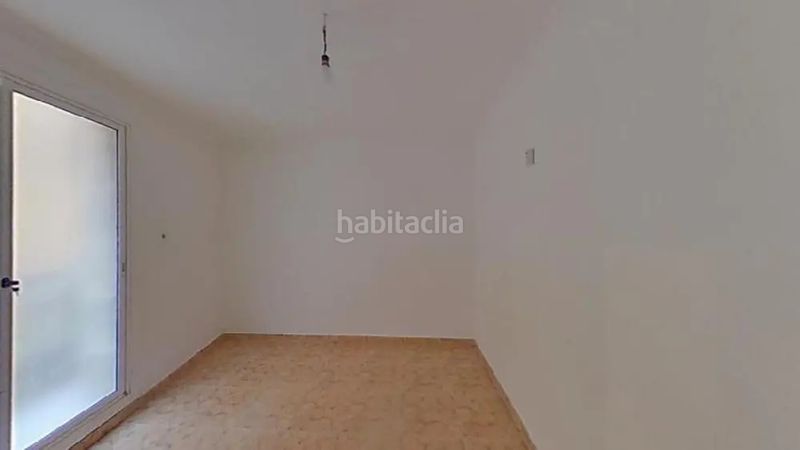 Foto 5fed0a4f-8070-4f18-b681-37926230378d. Pis a Raval Barcelona