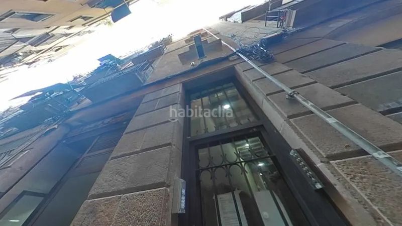 Foto 7df32af3-2dad-4e5a-a520-218ba85a3f26. Pis a Raval Barcelona