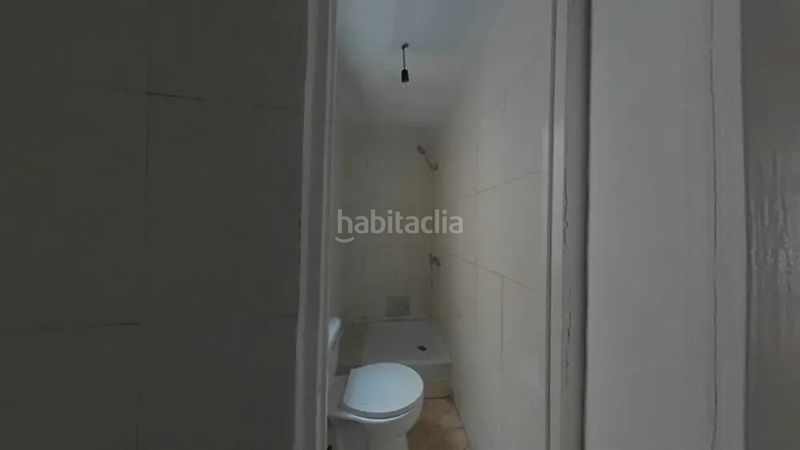 Foto 9112c66c-aeb4-4339-b790-3a43a6208107. Pis a Raval Barcelona
