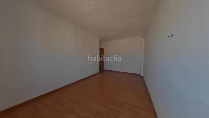 Foto ba69e6fe-5f30-4910-ad1a-f84d4a1229d6. Pis a Sant Ildefons Cornellà de Llobregat