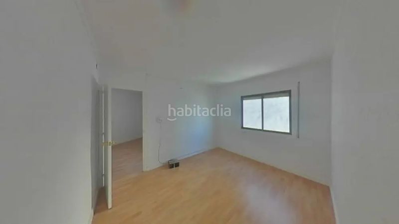 Foto 3327a12d-77a4-4b00-a53e-585a52e2263e. Pis a Carmel Barcelona