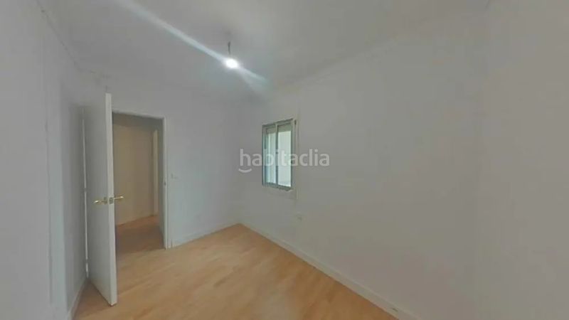 Foto 3824b1fb-5e3b-40ce-a32b-2a6a3ce2eee2. Pis a Carmel Barcelona