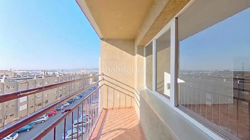 Foto 04da6c3b-3e15-4386-b043-ca69739b5d56. Pis a Espronceda Sabadell