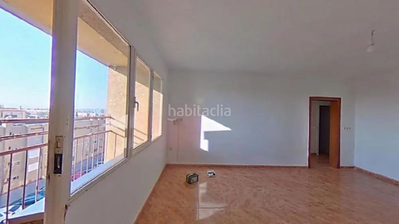Foto b53f3d49-1436-4bae-b89d-8a1696d0a1a3. Pis a Espronceda Sabadell