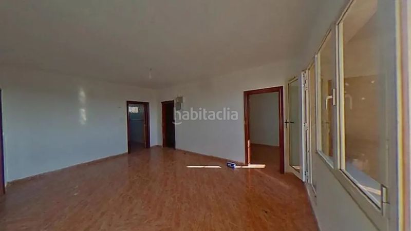 Foto e168302e-359a-4af8-a37c-85afd109c9e5. Pis a Espronceda Sabadell