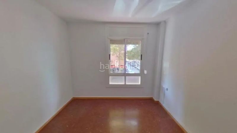 Foto b3cce64f-e16a-4a9c-8d70-70a43a04fd25. Flat in Progrés Rubí