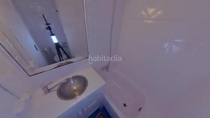 Foto 086a2953-824b-4ed8-a6c6-559daf3519cb. Pis a Trinitat Vella Barcelona
