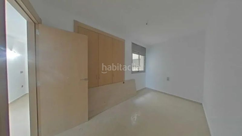 Foto ae085931-f73e-462c-bf04-f225f04eee22. Pis a Centre Vendrell (El)