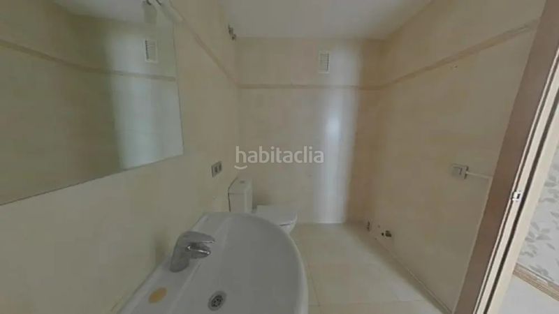 Foto ee24b1e8-3bc1-4abc-8381-dcd535cf6020. Pis a Centre Vendrell (El)