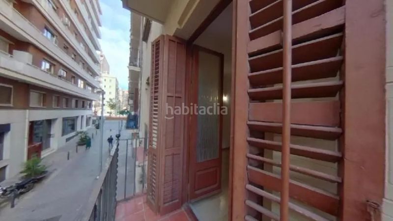 Foto 65a6ce1e-ac29-4a16-8bcc-fe869cd3dea9. Pis a El Clot Barcelona