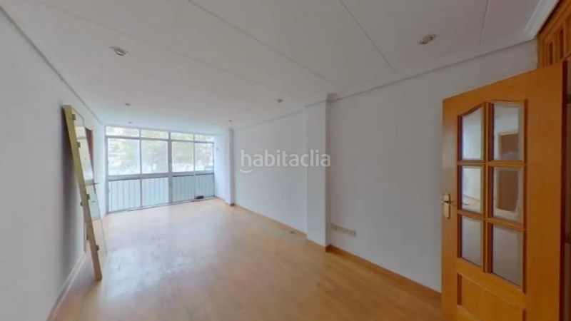 Foto db2c55dd-a5c9-4eb1-9e6d-eaf9a7aeaab6. Pis a La Gavarra Cornellà de Llobregat