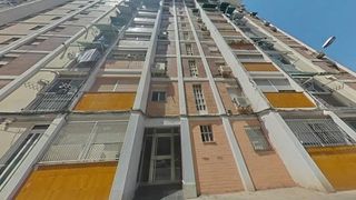 Etagenwohnung  Carrer del freixe. Cornellà de llobregat (barcelona). en rentabilidad (se vende alq