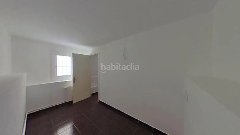 Foto babcb5bd-ab60-4544-8e7b-4cc8ace1e436. Pis a Turó de la Peira Barcelona