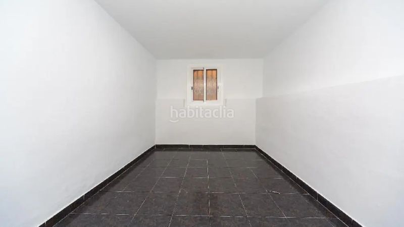 Foto eeeaf943-052f-4da2-ba3a-1798c073e014. Pis a Turó de la Peira Barcelona