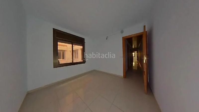 Foto e9d26588-42d1-4735-b58c-944e9da6d30c. Pis a Bon Pastor Barcelona