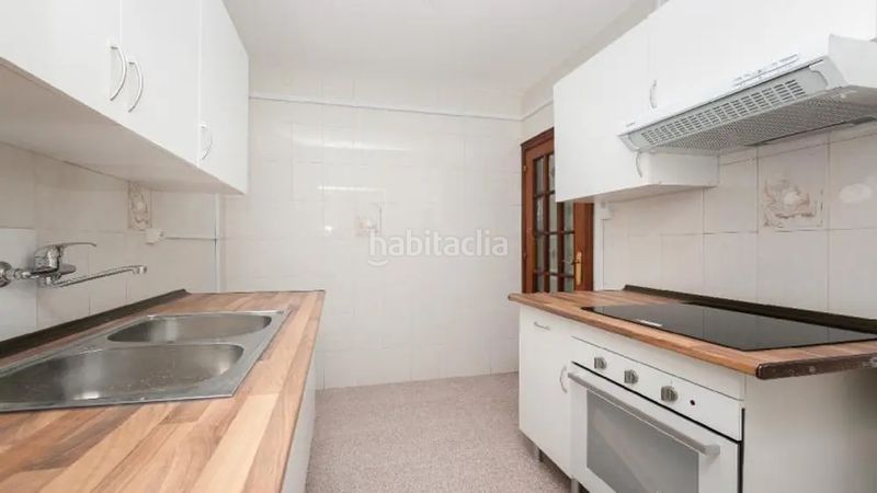 Foto c337e82b-c7e8-46ca-a307-b5822e4127eb. Pis a La Roureda Sabadell
