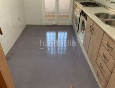 Foto 7babb8cd-91c9-49fa-b549-c14ad9ea7d1e. Pis a Campclar Tarragona