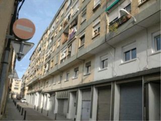 Appartamento  Carrer de vidal. Reus (tarragona). "okupado" (no se puede visitar ni hipotecar).